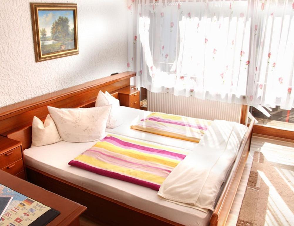 Landhotel Schoenblick Bad Herrenalb Quarto foto