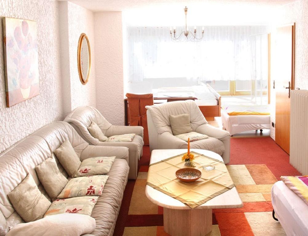Landhotel Schoenblick Bad Herrenalb Quarto foto