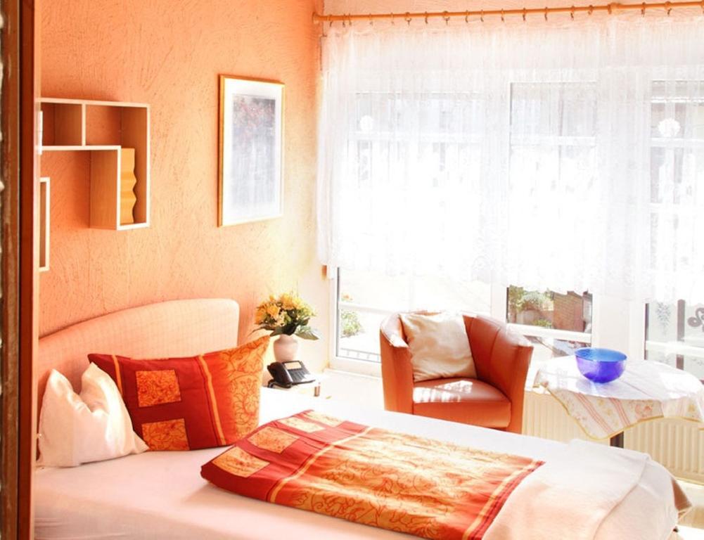 Landhotel Schoenblick Bad Herrenalb Quarto foto