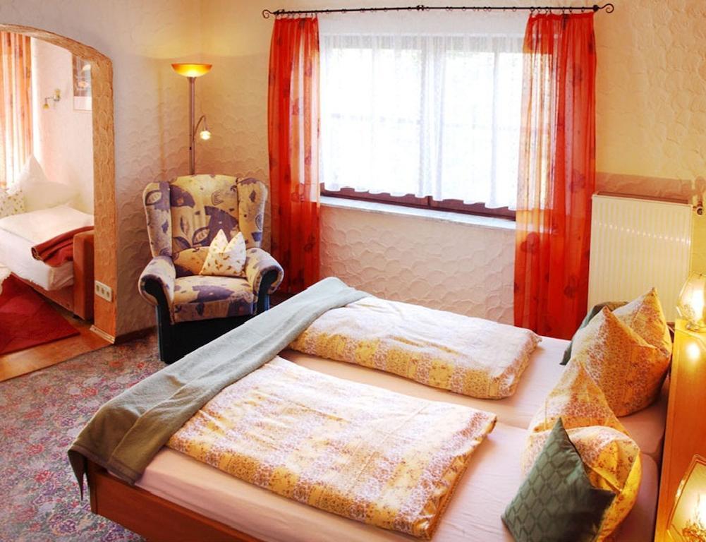 Landhotel Schoenblick Bad Herrenalb Quarto foto
